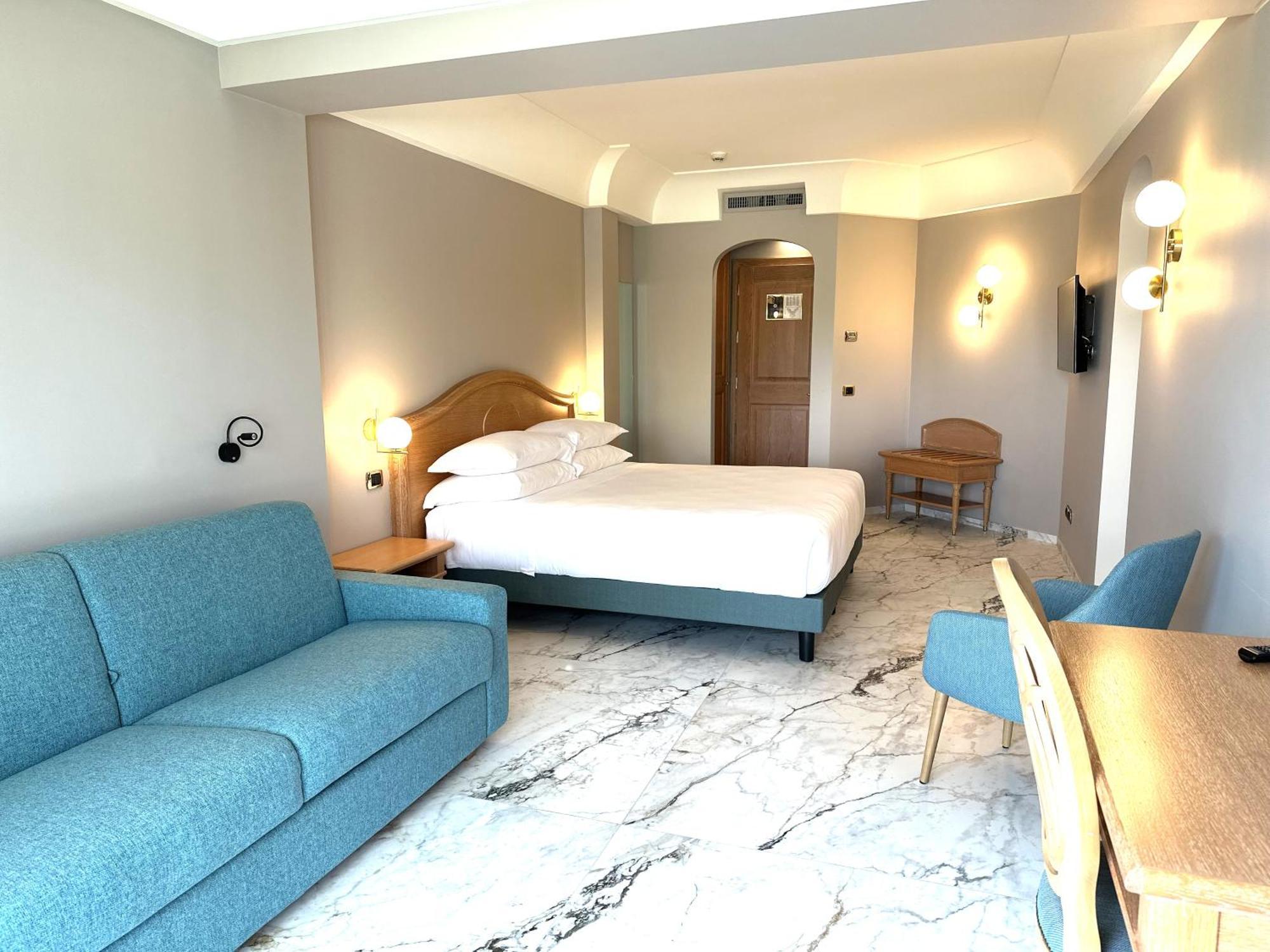 Palace Hotel Desenzano Ντεζεντσάνο ντελ Γκάρντα Εξωτερικό φωτογραφία