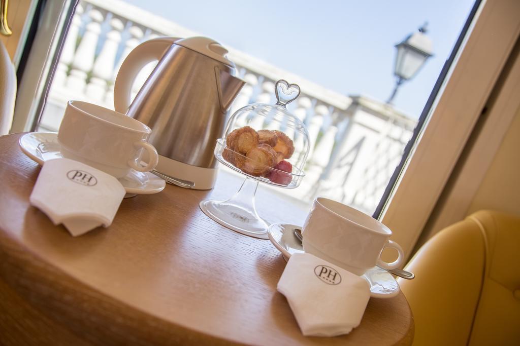 Palace Hotel Desenzano Ντεζεντσάνο ντελ Γκάρντα Εξωτερικό φωτογραφία